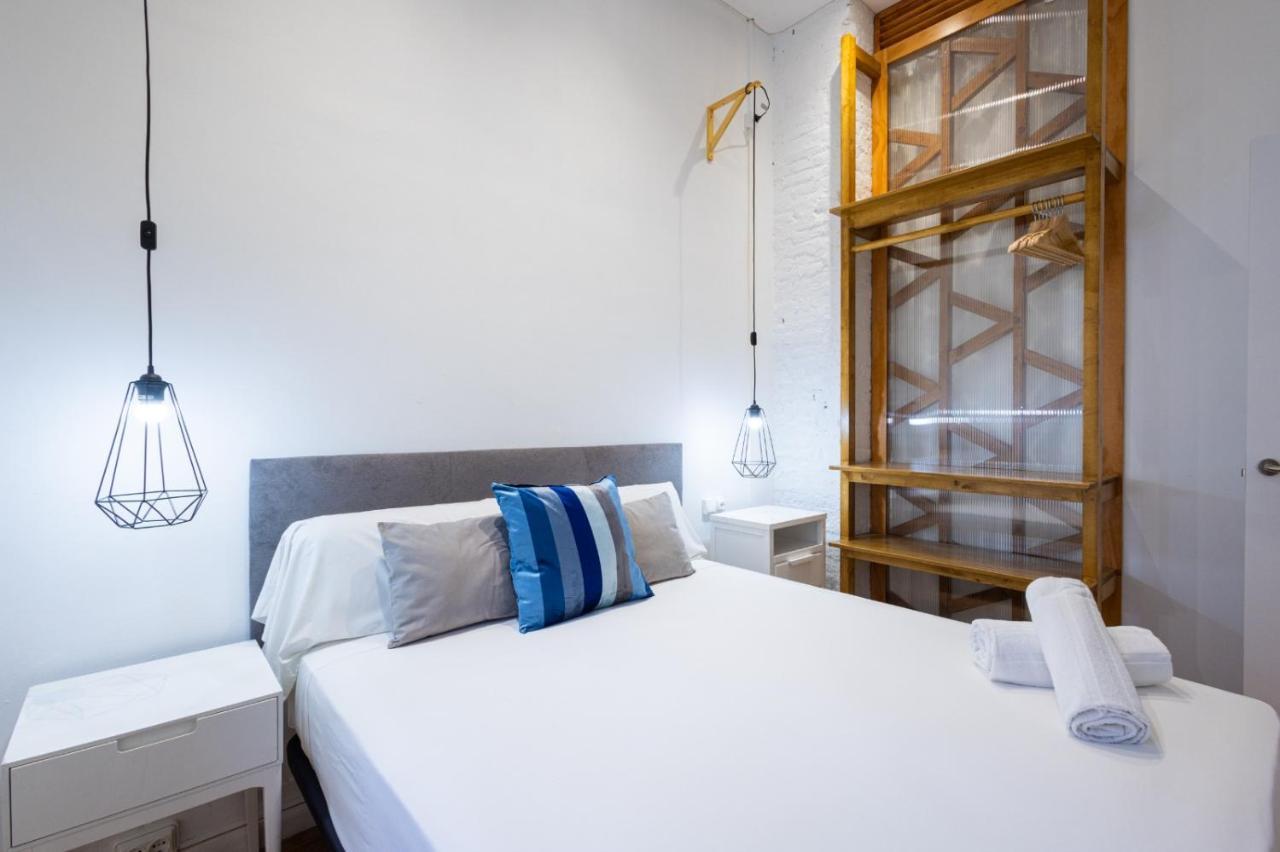 Florit Flats - The Vella Apartment Valencia Exterior photo